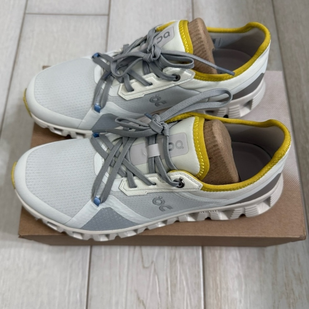 On Cloud X 3 AD Sneaker Ice Ultramarine Women's Size 8 - Picture 5 of 8